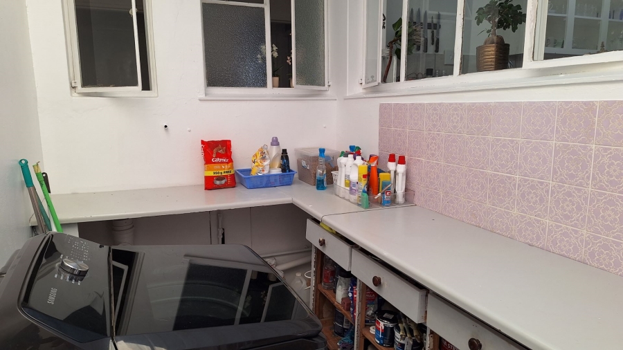 4 Bedroom Property for Sale in Twee Rivieren Western Cape
